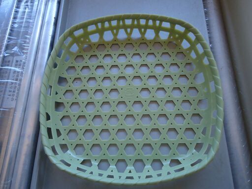 ごとうの容器　プラスチックかご角150グリーン　720枚未使用品