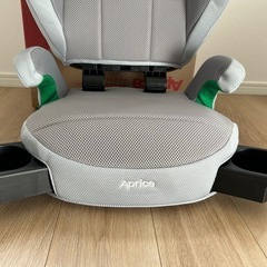 美品　　R129対応ジュニアシート　アップリカライドクルーグレーApricaの画像