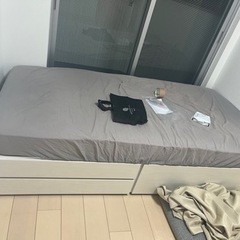 収納付きシングルベッド、マットレス付き