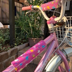 幼児自転車の画像