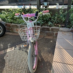 幼児自転車の画像