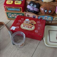 値下げアンパンマンのパン工場の画像