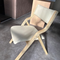 グレー　アイボリー　折りたたみ椅子
