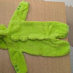 後ろ姿もかわいい☆ガチャピンロンパースの画像