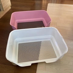 ペット用⭐︎トイレ【傷あり】ほぼ未使用の画像