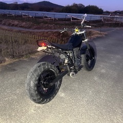 お話し中　現金希望　TW200 2JL の画像