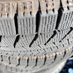 スタッドレスタイヤ165/65R14の画像