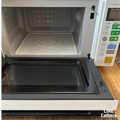 2ドア冷蔵庫、電子レンジ、掃除機、アイロン
の画像