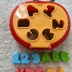 りんご　型はめパズル　0歳〜　アルファベット　数字　動物