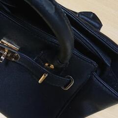 ショルダーバッグの画像