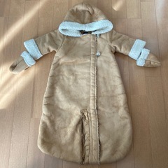 babygap  ムートン　手袋付きロンパース