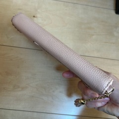 ピンク財布の画像