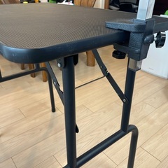 ペットトリミングテーブルの画像