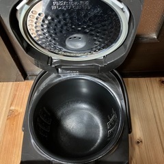 炊飯器の画像