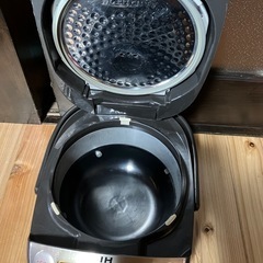 炊飯器の画像