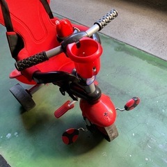 値引き　
大人用ハンドル付き三輪車　てんとう虫　ジャンクの画像