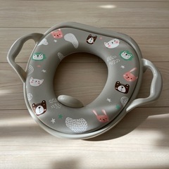 美品★西松屋　補助便座