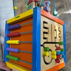 木製の知育玩具　の画像