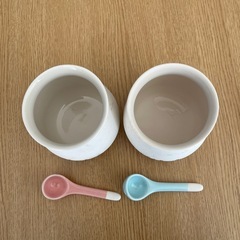 可愛いピンク🩷とブルー🩵の調味料容器の画像