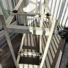 エアコン室外機ユニット用据付架台二段置用