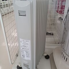 *さらにお値段見直しました*★ジモティ割あり★ DeLonghi オイルヒーター HJ0812   動作確認／クリーニング済み TC6509の画像