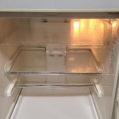 冷蔵庫 の画像