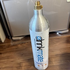 【中古】ドリンクメイト本体+備付ボンベ+ミドボン接続用アダプタの画像