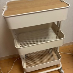 キッチンワゴン　キャスター付3段の画像