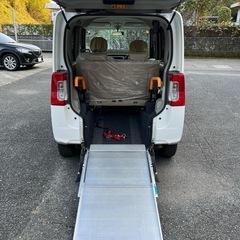 ダイハツ　タント　介護車の画像