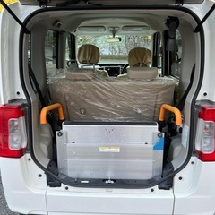 ダイハツ　タント　介護車の画像