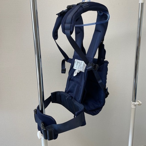 美品　抱っこ紐　クアトロエアー３.2
