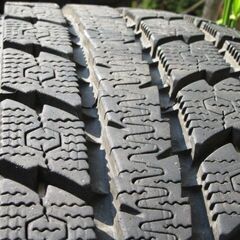 プラド１５０　スタッドレス４本セット　美品の画像