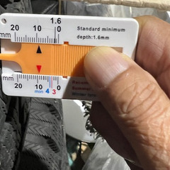 プラド１５０　スタッドレス４本セット　美品の画像