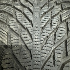 ノキアン　スタッドレス　285/40R22　ハッカペリッタR3 SUV の画像