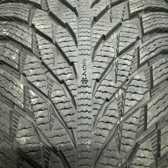 ノキアン　スタッドレス　285/40R22　ハッカペリッタR3 SUV の画像