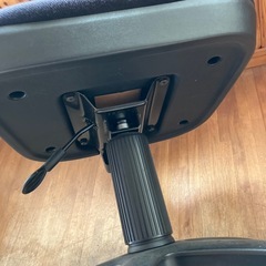 キャスター付きチェアの画像