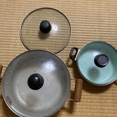 アルミ打ち出し鍋　ホーロー小鍋　耐熱ガラス蓋など