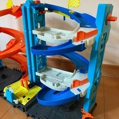 トミカのレールの画像