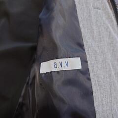 a.v.vフード付きダウンジャケットの画像
