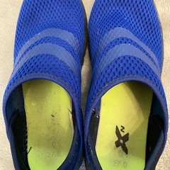 靴 スニーカー 27.0cmの画像