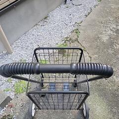 買い物　カートの画像