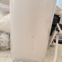 シンプルヒューマンのダストボックス