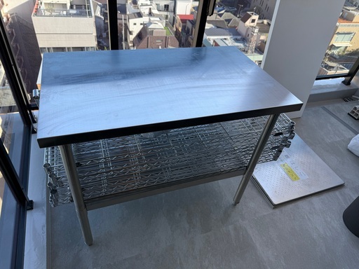 中古　スチールテーブル
