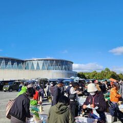 12月21日（土）フリマへGO！　花博つるみ緑地　フリーマーケッ...