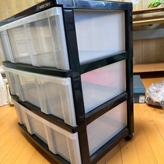 キャスター付きワイドチェストの画像