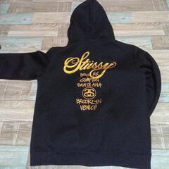 Stüssy・ステューシー黒パーカーの画像