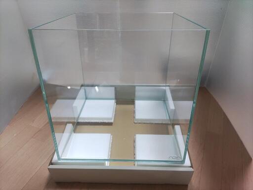 ADA30センチキューブ