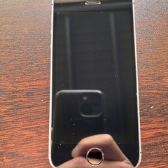 iPhoneSE Apple SIMロック解除済 64GB