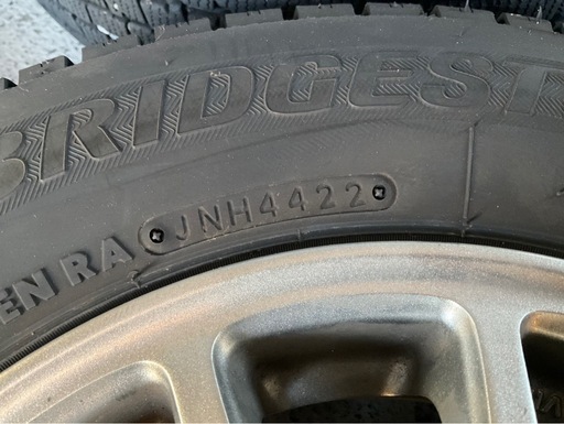 軽バン　145/80R12  バリ溝　ブリヂストン