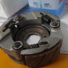 v100 クラッチシュー　前期の画像